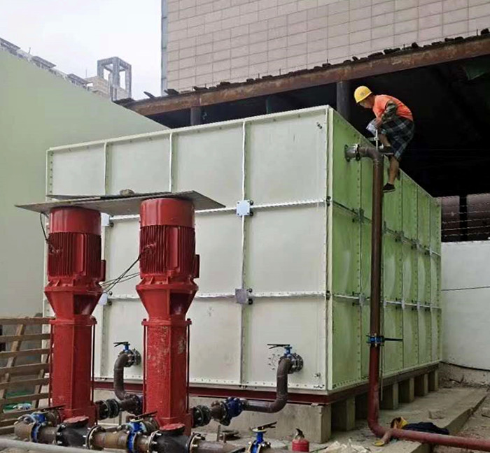 怎樣測量玻璃鋼水箱壓力？